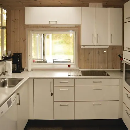 펜션 Three-bedroom Holiday In Albak